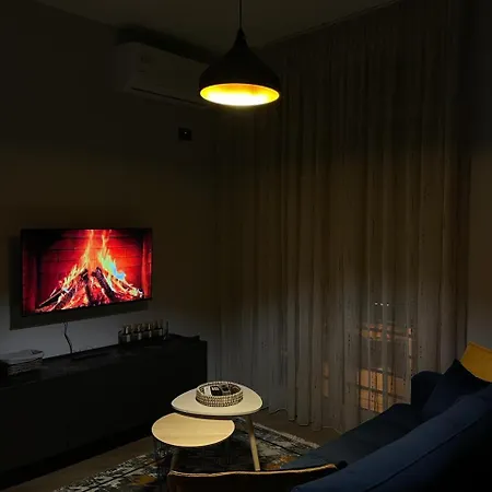 Apartment Am
